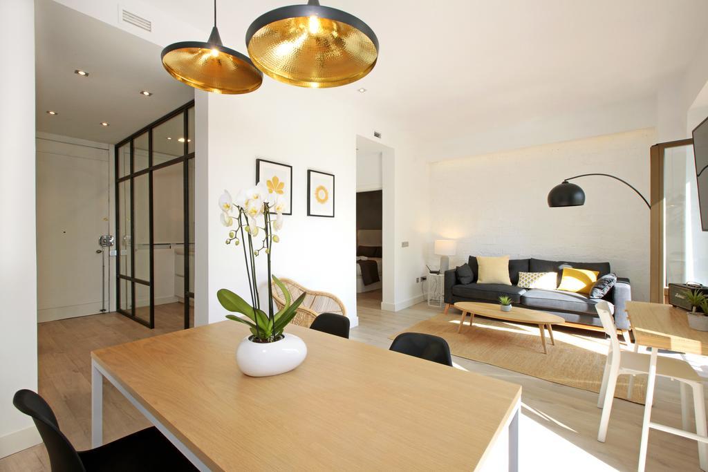 Atocha Hub Apartment Madrid Exterior photo